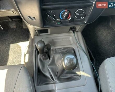 Зелений Ніссан Патрол, об'ємом двигуна 3 л та пробігом 235 тис. км за 17300 $, фото 3 на Automoto.ua