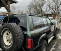 Зеленый Ниссан Патрол, объемом двигателя 3 л и пробегом 377 тыс. км за 14900 $, фото 5 на Automoto.ua