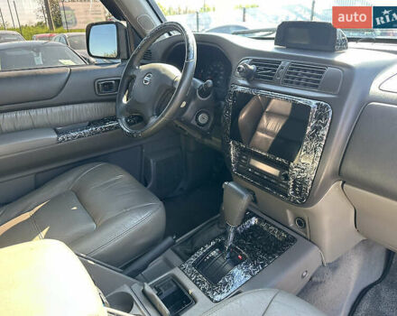 Зеленый Ниссан Патрол, объемом двигателя 2.95 л и пробегом 333 тыс. км за 25000 $, фото 11 на Automoto.ua