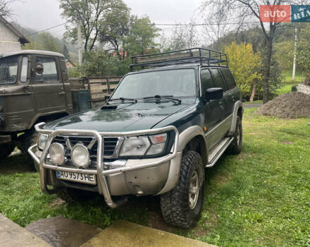 Зеленый Ниссан Патрол, объемом двигателя 2.95 л и пробегом 300 тыс. км за 9800 $, фото 11 на Automoto.ua