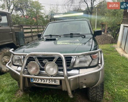 Зеленый Ниссан Патрол, объемом двигателя 2.95 л и пробегом 300 тыс. км за 9800 $, фото 13 на Automoto.ua