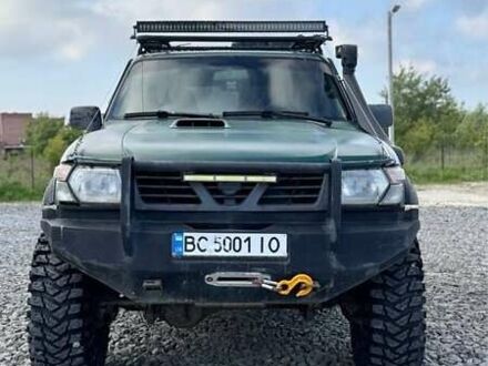 Ніссан Патрол 1998 у Львові на Automoto.ua Зелений Ніссан Патрол, об'ємом двигуна 4.5 л та пробігом 150 тис. км за 19700 $, фото 1 на Automoto.ua