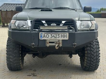 Ниссан Патрол 1998 в Хусте на Automoto.ua Зеленый Ниссан Патрол, объемом двигателя 2.8 л и пробегом 300 тыс. км за 14000 $, фото 1 на Automoto.ua