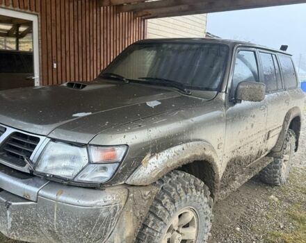 Зелений Ніссан Патрол, об'ємом двигуна 2.8 л та пробігом 400 тис. км за 16000 $, фото 1 на Automoto.ua