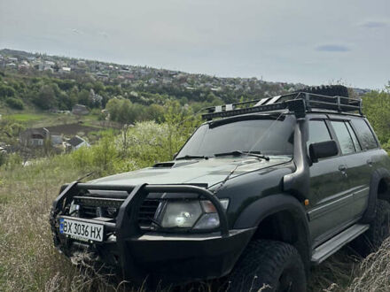 Зелений Ніссан Патрол, об'ємом двигуна 3 л та пробігом 315 тис. км за 15300 $, фото 1 на Automoto.ua