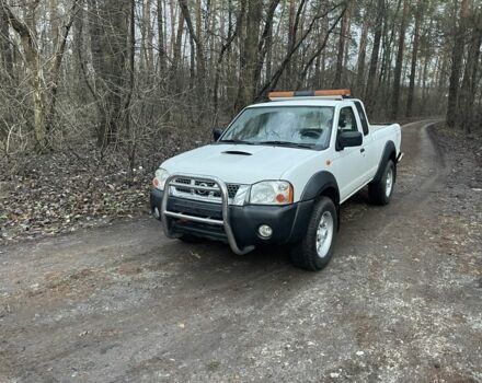 Белый Ниссан Пикап, объемом двигателя 0 л и пробегом 190 тыс. км за 6200 $, фото 2 на Automoto.ua