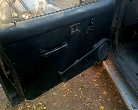 Черный Ниссан Пикап, объемом двигателя 2.5 л и пробегом 0 тыс. км за 3000 $, фото 3 на Automoto.ua