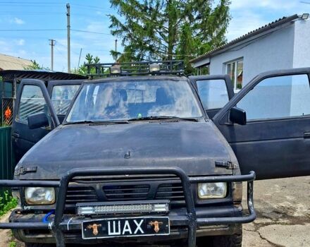 Чорний Ніссан Пікап, об'ємом двигуна 2.5 л та пробігом 0 тис. км за 3000 $, фото 2 на Automoto.ua