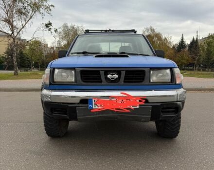 Синій Ніссан Пікап, об'ємом двигуна 2.5 л та пробігом 300 тис. км за 4300 $, фото 3 на Automoto.ua