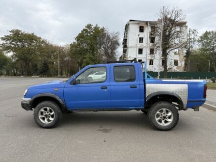 Синій Ніссан Пікап, об'ємом двигуна 2.5 л та пробігом 300 тис. км за 4300 $, фото 1 на Automoto.ua