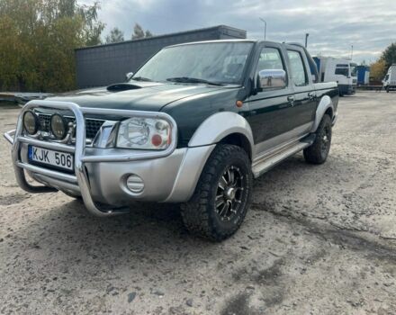 Зелений Ніссан Пікап, об'ємом двигуна 2.5 л та пробігом 300 тис. км за 6426 $, фото 1 на Automoto.ua