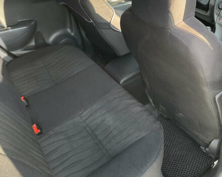 Белый Ниссан Пиксо, объемом двигателя 1 л и пробегом 206 тыс. км за 3500 $, фото 8 на Automoto.ua