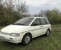 Белый Ниссан Прерия, объемом двигателя 2 л и пробегом 500 тыс. км за 900 $, фото 2 на Automoto.ua