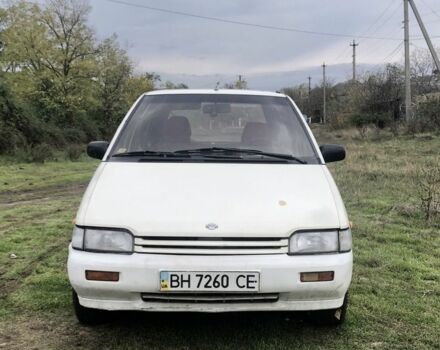 Белый Ниссан Прерия, объемом двигателя 2 л и пробегом 500 тыс. км за 900 $, фото 1 на Automoto.ua