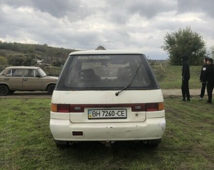 Белый Ниссан Прерия, объемом двигателя 2 л и пробегом 500 тыс. км за 900 $, фото 6 на Automoto.ua