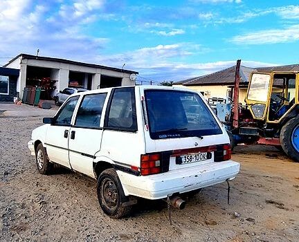 Ниссан Прерия, объемом двигателя 1.8 л и пробегом 120 тыс. км за 350 $, фото 3 на Automoto.ua