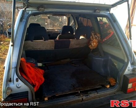 Синій Ніссан Прерія, об'ємом двигуна 2 л та пробігом 100 тис. км за 1100 $, фото 2 на Automoto.ua