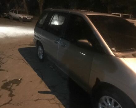 Синий Ниссан Прерия, объемом двигателя 2 л и пробегом 10 тыс. км за 1321 $, фото 5 на Automoto.ua