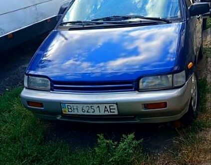 Синій Ніссан Прерія, об'ємом двигуна 2 л та пробігом 250 тис. км за 1500 $, фото 1 на Automoto.ua