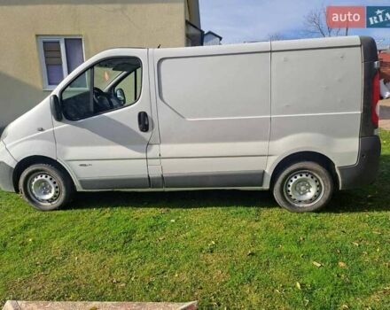 Белый Ниссан Примастар, объемом двигателя 2 л и пробегом 291 тыс. км за 8500 $, фото 3 на Automoto.ua