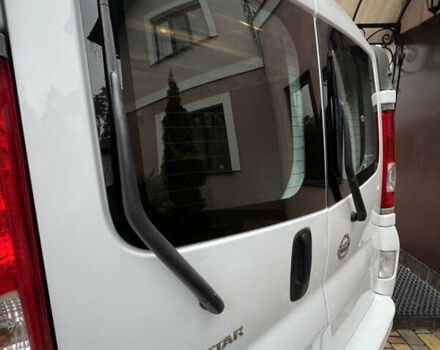 Білий Ніссан Прімастар, об'ємом двигуна 2 л та пробігом 278 тис. км за 9450 $, фото 63 на Automoto.ua