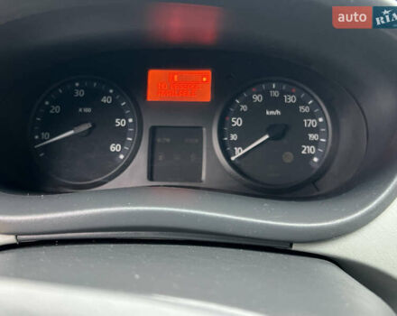 Білий Ніссан Прімастар, об'ємом двигуна 2 л та пробігом 278 тис. км за 9450 $, фото 41 на Automoto.ua