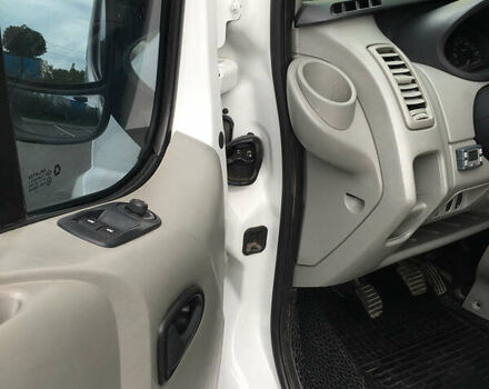 Белый Ниссан Примастар, объемом двигателя 2 л и пробегом 260 тыс. км за 9000 $, фото 14 на Automoto.ua