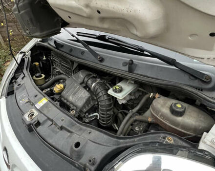 Білий Ніссан Прімастар, об'ємом двигуна 2 л та пробігом 278 тис. км за 9450 $, фото 69 на Automoto.ua