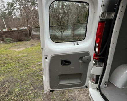 Білий Ніссан Прімастар, об'ємом двигуна 2 л та пробігом 278 тис. км за 9450 $, фото 59 на Automoto.ua