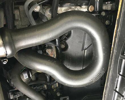 Белый Ниссан Примастар, объемом двигателя 2 л и пробегом 260 тыс. км за 9000 $, фото 11 на Automoto.ua