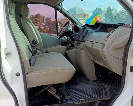 Белый Ниссан Примастар, объемом двигателя 2 л и пробегом 313 тыс. км за 9000 $, фото 3 на Automoto.ua