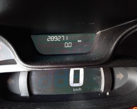 Белый Ниссан Примастар, объемом двигателя 1.6 л и пробегом 289 тыс. км за 13999 $, фото 13 на Automoto.ua