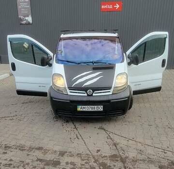 Белый Ниссан Примастар, объемом двигателя 1.9 л и пробегом 426 тыс. км за 6750 $, фото 3 на Automoto.ua