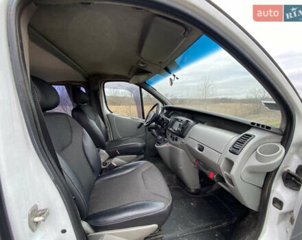 Білий Ніссан Прімастар, об'ємом двигуна 1.9 л та пробігом 250 тис. км за 6800 $, фото 6 на Automoto.ua