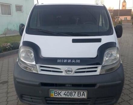 Белый Ниссан Примастар, объемом двигателя 1.87 л и пробегом 300 тыс. км за 8500 $, фото 1 на Automoto.ua