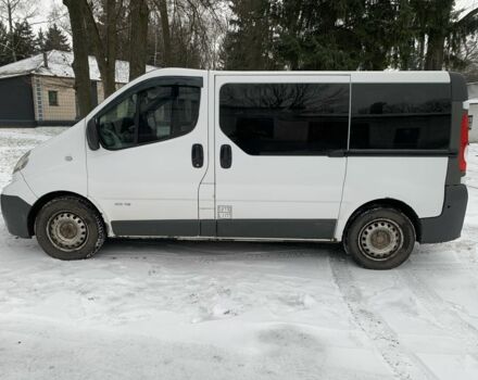 Белый Ниссан Примастар, объемом двигателя 2 л и пробегом 300 тыс. км за 8000 $, фото 2 на Automoto.ua