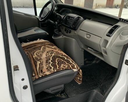 Белый Ниссан Примастар, объемом двигателя 2 л и пробегом 300 тыс. км за 8000 $, фото 5 на Automoto.ua