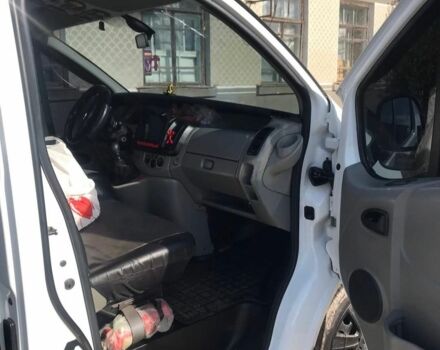 Ниссан Примастар 2007 в Шепетовке на Automoto.ua Белый Ниссан Примастар, объемом двигателя 2 л и пробегом 267 тыс. км за 8500 $, фото 5 на Automoto.ua