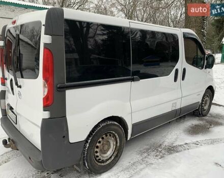 Белый Ниссан Примастар, объемом двигателя 2 л и пробегом 300 тыс. км за 9300 $, фото 2 на Automoto.ua