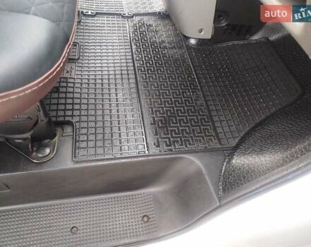 Белый Ниссан Примастар, объемом двигателя 2 л и пробегом 337 тыс. км за 8700 $, фото 60 на Automoto.ua