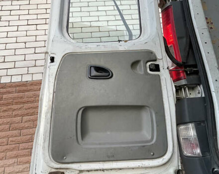 Ниссан Примастар 2008 в Киеве на Automoto.ua Белый Ниссан Примастар, объемом двигателя 2 л и пробегом 356 тыс. км за 6500 $, фото 22 на Automoto.ua