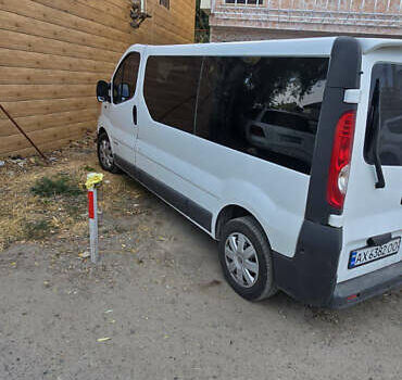 Ниссан Примастар 2008 в Харькове на Automoto.ua Белый Ниссан Примастар, объемом двигателя 2.46 л и пробегом 286 тыс. км за 8000 $, фото 5 на Automoto.ua