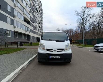 Белый Ниссан Примастар, объемом двигателя 2.5 л и пробегом 286 тыс. км за 8900 $, фото 2 на Automoto.ua