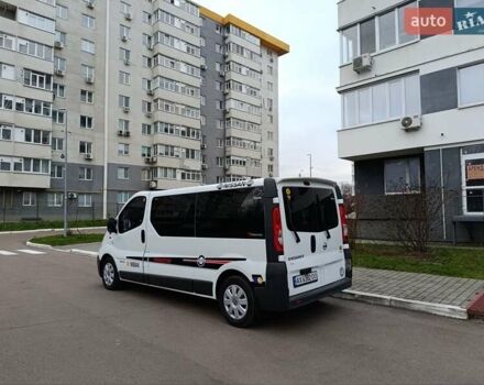 Белый Ниссан Примастар, объемом двигателя 2.5 л и пробегом 286 тыс. км за 8900 $, фото 3 на Automoto.ua