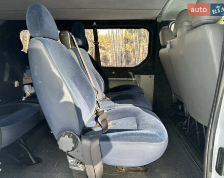 Білий Ніссан Прімастар, об'ємом двигуна 2.46 л та пробігом 381 тис. км за 8700 $, фото 10 на Automoto.ua