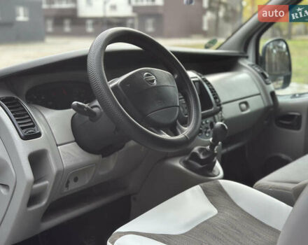 Белый Ниссан Примастар, объемом двигателя 2.46 л и пробегом 381 тыс. км за 8999 $, фото 8 на Automoto.ua