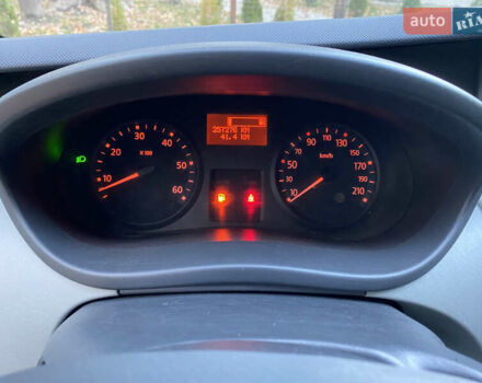 Білий Ніссан Прімастар, об'ємом двигуна 2 л та пробігом 257 тис. км за 11900 $, фото 34 на Automoto.ua