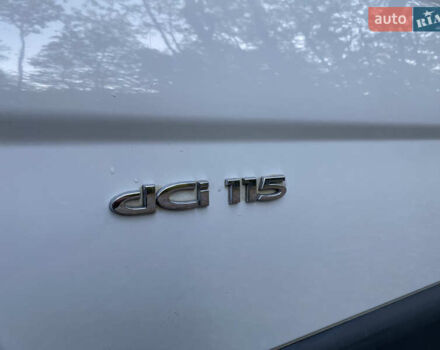 Білий Ніссан Прімастар, об'ємом двигуна 2 л та пробігом 257 тис. км за 11900 $, фото 21 на Automoto.ua