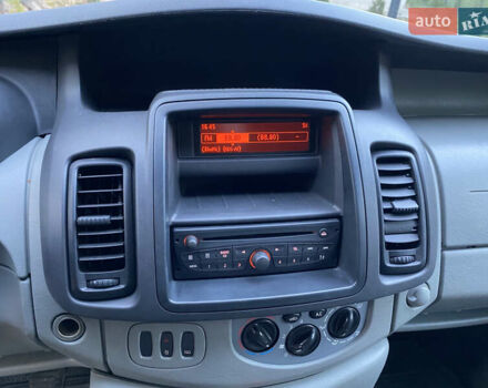 Білий Ніссан Прімастар, об'ємом двигуна 2 л та пробігом 257 тис. км за 11900 $, фото 36 на Automoto.ua