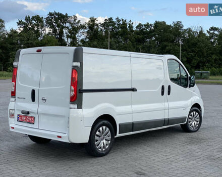 Белый Ниссан Примастар, объемом двигателя 2 л и пробегом 249 тыс. км за 11900 $, фото 3 на Automoto.ua